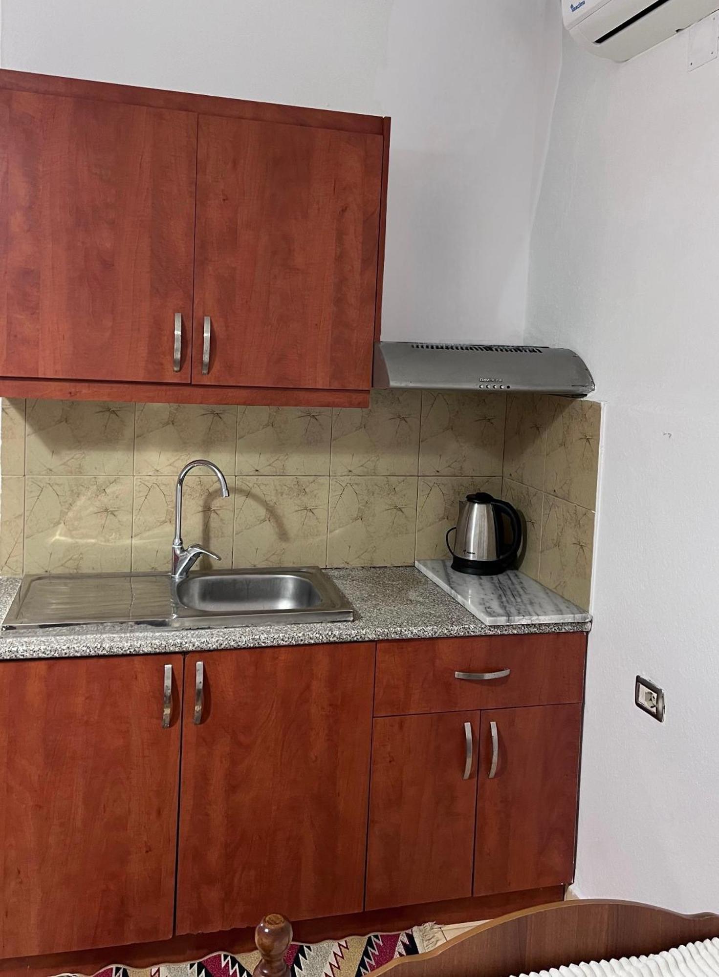 Tourists Guest House Gjirokastër 외부 사진