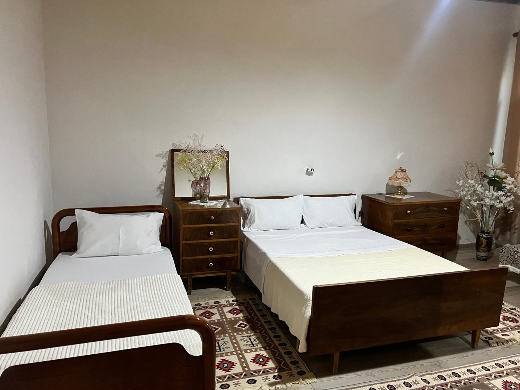 Tourists Guest House Gjirokastër 외부 사진